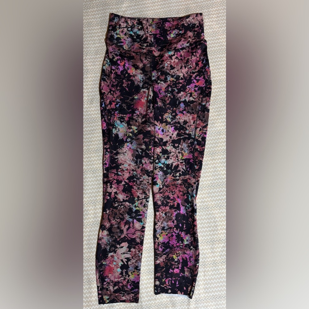 Lululemon Athletica Black and Pink Leggings with Abstract Design